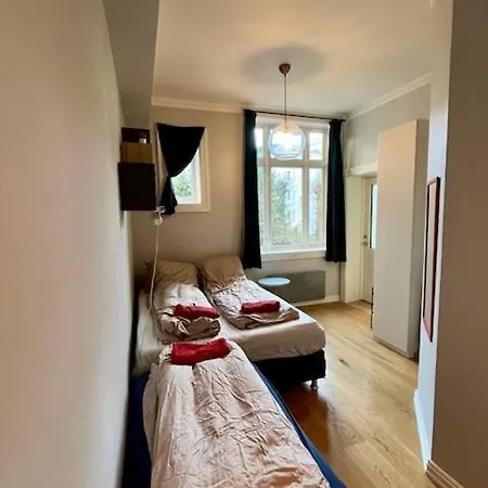 Frogner Central, Pool Table, 180 Sqm, 2 Bathrooms Apartment