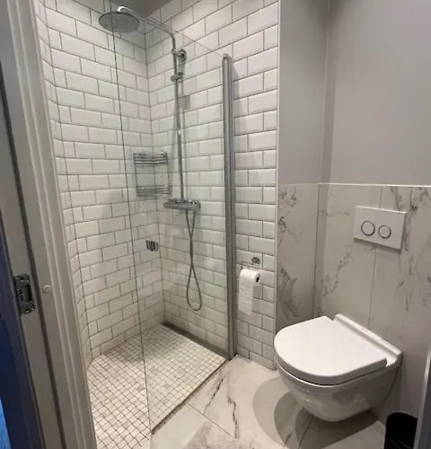 Frogner Central, Pool Table, 180 Sqm, 2 Bathrooms