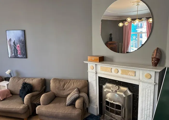 Frogner Central, Pool Table, 180 Sqm, 2 Bathrooms 아파트 오슬로