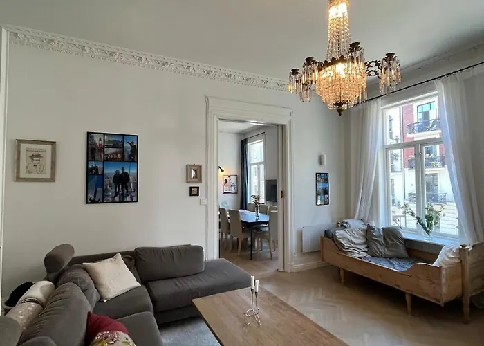 Frogner Central, Pool Table, 180 Sqm, 2 Bathrooms 아파트 오슬로