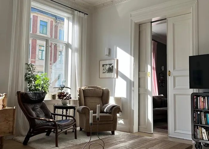 Frogner Central, Pool Table, 180 Sqm, 2 Bathrooms