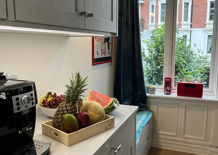 아파트 Frogner Central, Pool Table, 180 Sqm, 2 Bathrooms 오슬로